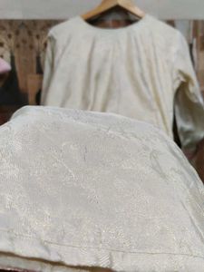 Elegant Embroidered Kurta