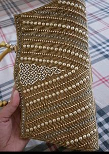 GOLDEN HAND BAG , PARTY WEAR BAG