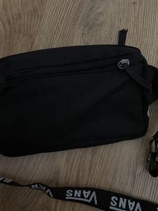 Vans Off The Wall Crossbody Bag