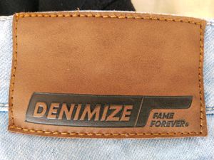 Denimize Medium Washed Relaxed Fit Jeans