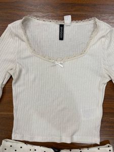 H&amp;M White Ribbed Crop Top