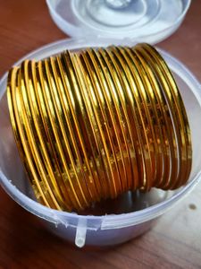 Plain Golden Metal Bangles