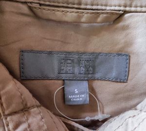 Korean Beige Trench Jacket from Uniqlo.Bust 34-36