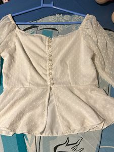 Missamore Size M Super Cute White Top New