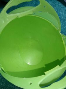 Green Colander with Lid