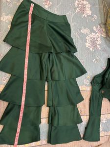 boutique stiched-crop top and stylish pants