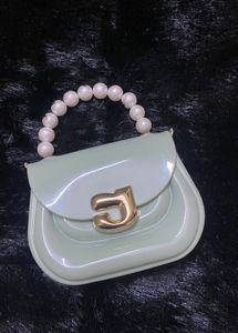 Cute Pearl Handle Mini Bag