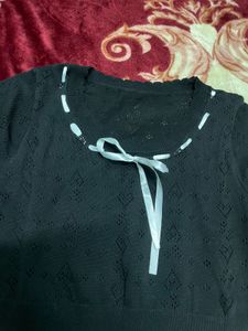 Cute Black Cropped Top with Ribbon Tie