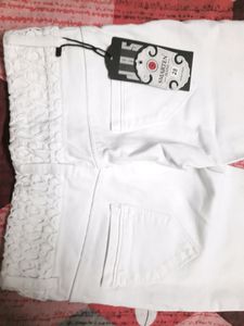 🆕️Korean White Denim Jeans