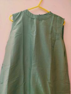 Sleeveless Top