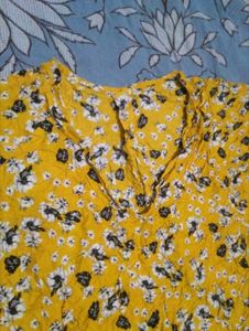Cute Yellow Floral Top