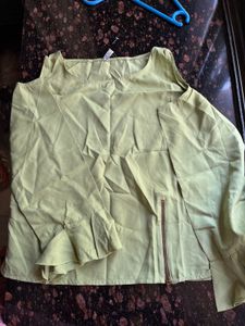 Pista green casual top