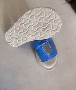 Babyoye Sandals Bow Applique Solid-Blue