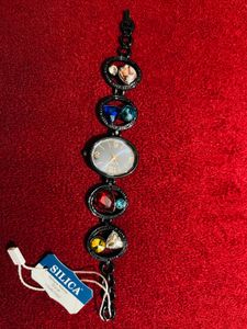 Branded Watch New With Tag ❤️😍U Can Check Reviews
