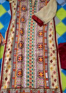 Elegant Embroidered Salwar Kameez