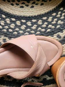 Stylish Pink nude block heels