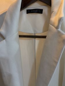 Chic White Blazer with Puff Sleeves