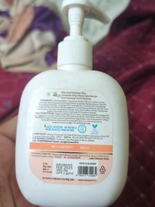 Mamaearth Chia Calming Face Cleanser