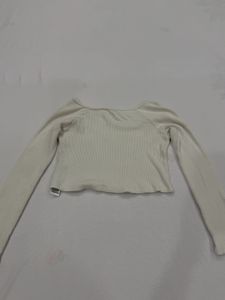 Bershka Ribbed Long Sleeve Crop Top