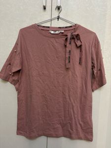 Chic Pearl Embellished T-Shirt
