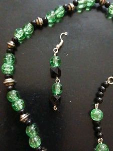 Green Beaded Necklace Bracelet Earrings Set