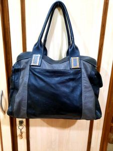 Chic Two-Tone Leather Handbag