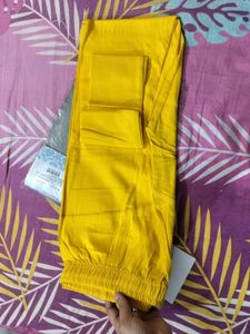 New Pack of 2 Leggings (Yellow &amp; Orange)💛🧡