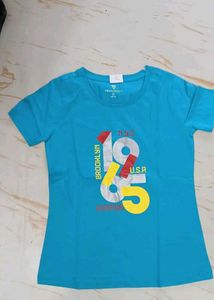 bust 34 Graphic Print Tee