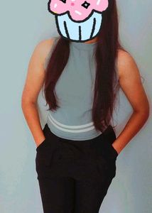 Sleeveless Mock Neck Cropped Top