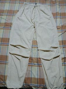 price drop*Beige parachute pants