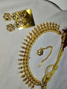 Elegant Gold Pearl Necklace & Earring Set