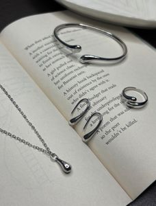Silver Tear Drop Jewelry Set