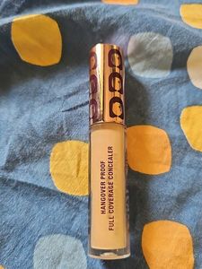 Typsy Beauty Concealer shade - Whiskey 05