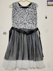 Chic Black & White Floral Dress