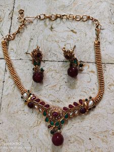 Jadau kundan necklace with earrings unused