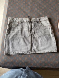 shorts noun 32