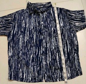 Short Abstract Print Button-Up Shirt