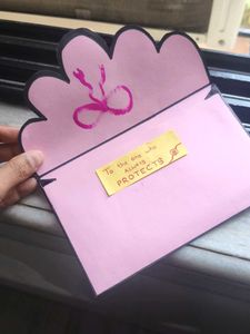Pink Bow Envelope Gift