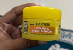 Garnier Vitamin C Fresh & Bright Cream