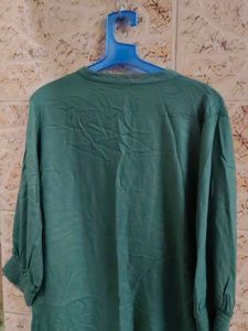 Stylish Green V-Neck Button-Up Tunic