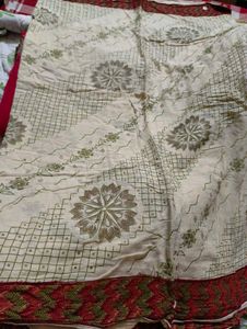 pure cotton Cream &amp; Gold Floral Print Saree