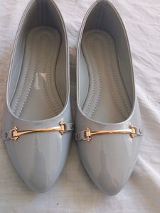 Girlish Leather Belly, Comfortable In Walk,Very Smooth For Skin,Very Sharp From Front,Party Wear