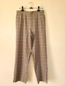 Stylish Plaid Cropped Pants