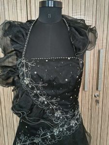 stunning black gown