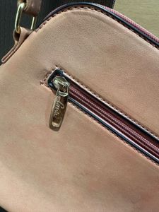 Lavie Shoulder sling Bag