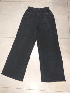 Women Trendy Ripped Black Denim Jeans