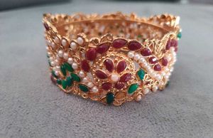 Exquisite Set of Indian Bangles