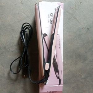 Ikonic Me Hair Straightener