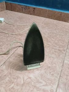 New  Iron Box Great  Working Condition