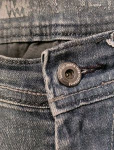 Ma4918 Lawman pg3 jeans waist 32 inches